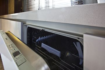 Kitchen with fronts White Glossy and Zebrano Mate